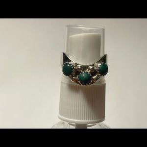 Sterling silver Size 9 Malachite Agate ring.